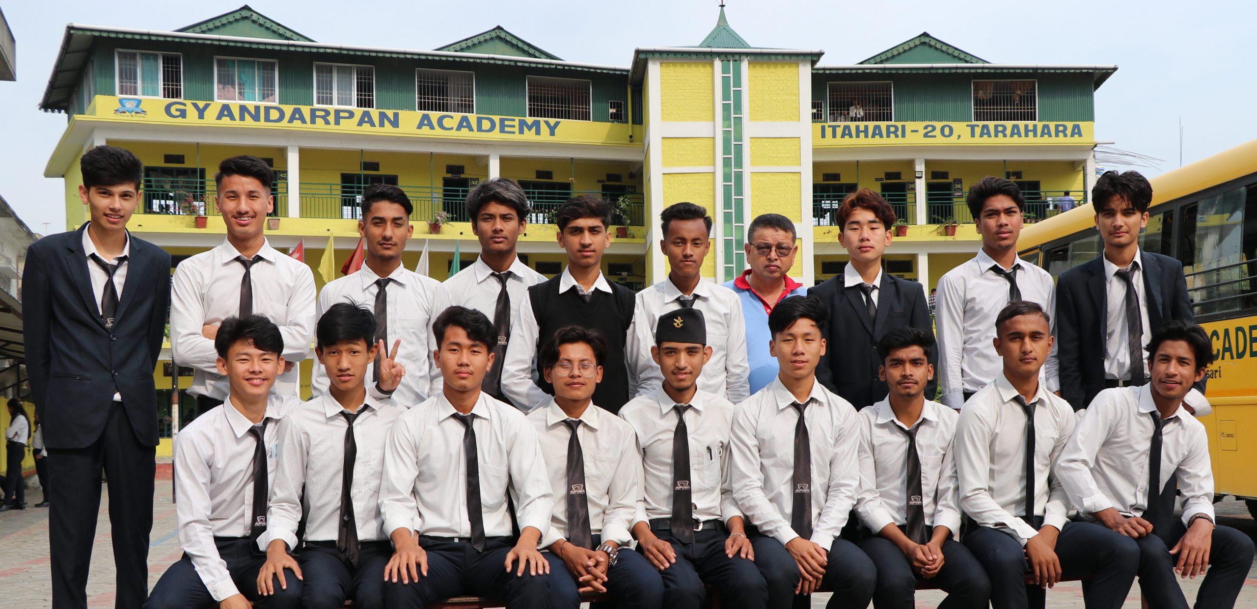 "शिक्षाको उज्यालो घामबाट देशका भविष्यका कर्णधार वालवालिकाहरु वंचित हुनु नपरोस भन्ने उद्देश्य !!"